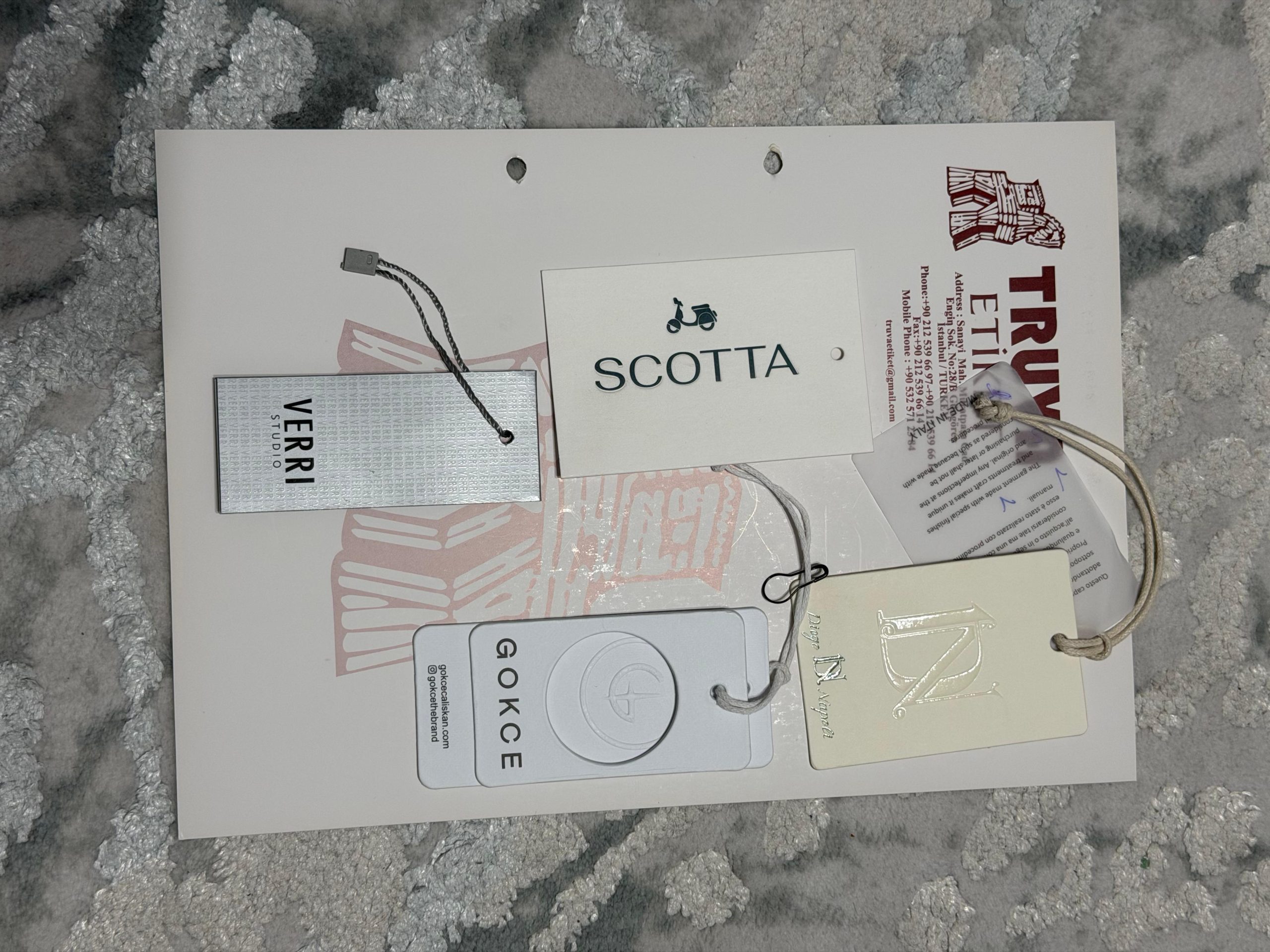 Sallantı kart etiketler10